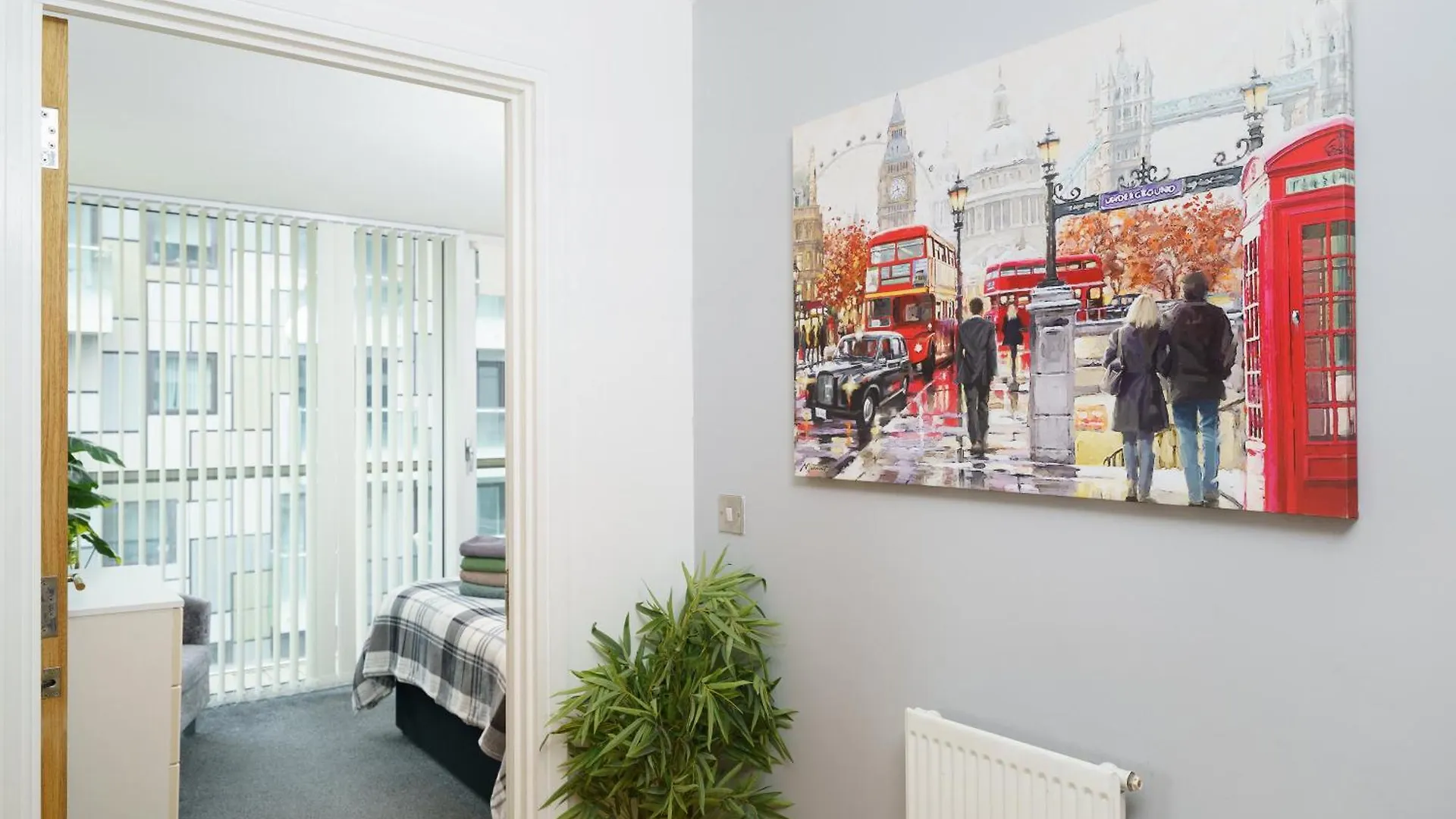 Cobalt Point 2 Apartment London